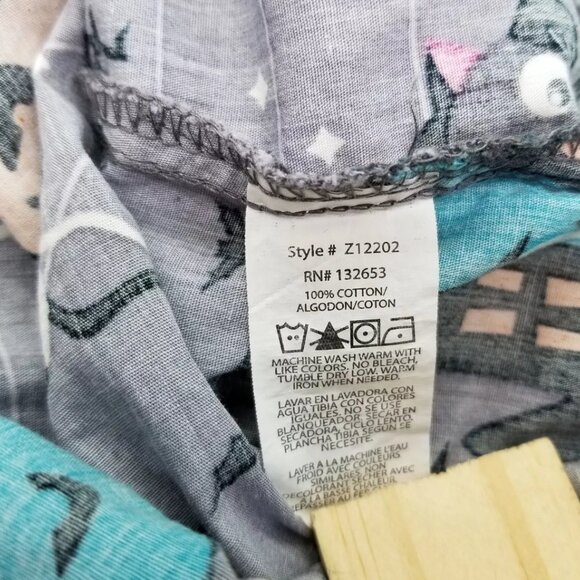 ZOE + CHLOE Happy Halloween Scrub Top Style# Z12202 Women's Size Large - Picture 5 of 5